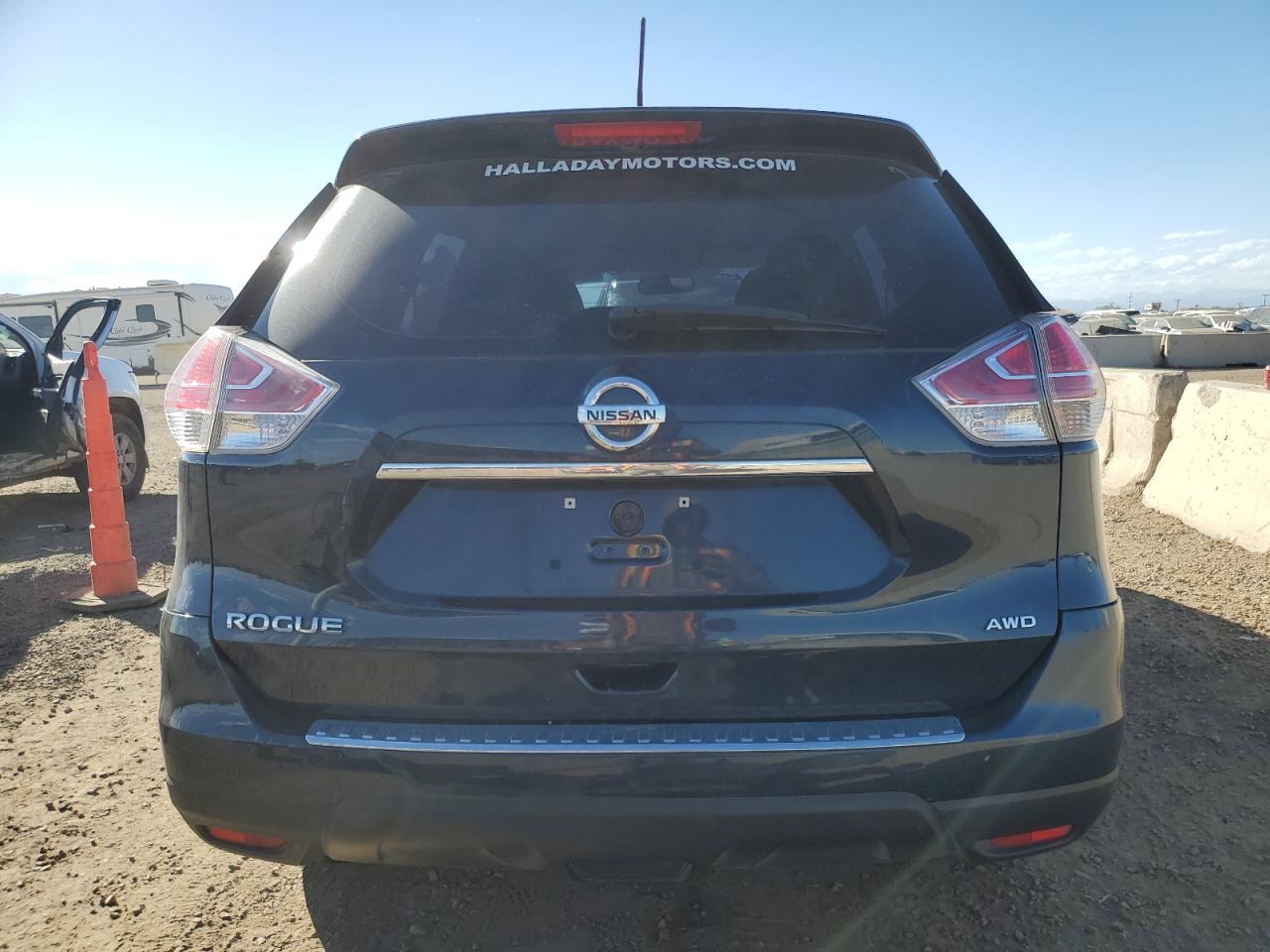 2016 NISSAN ROGUE S photo 11