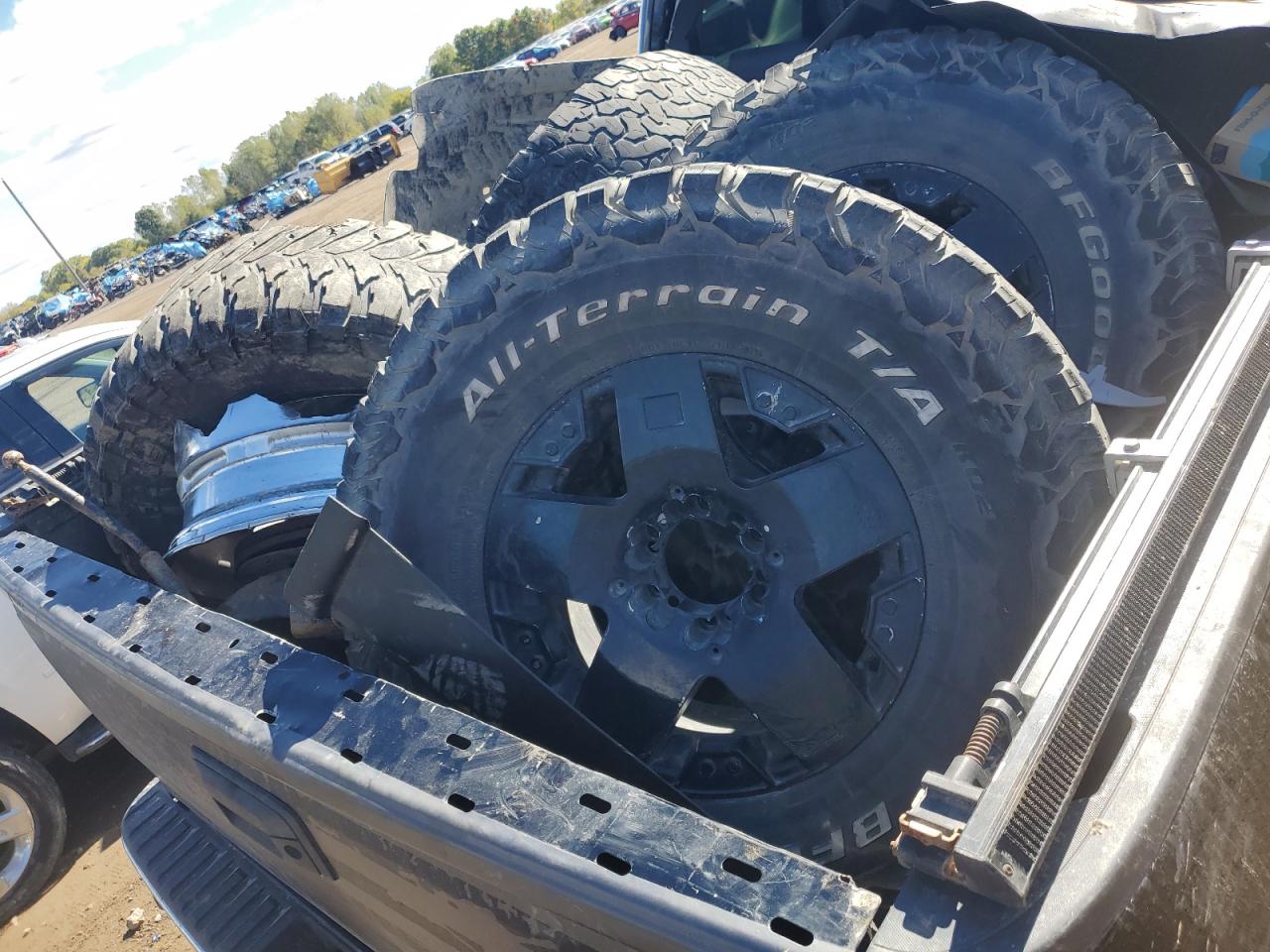 2015 GMC SIERRA K1500 SLT photo 12