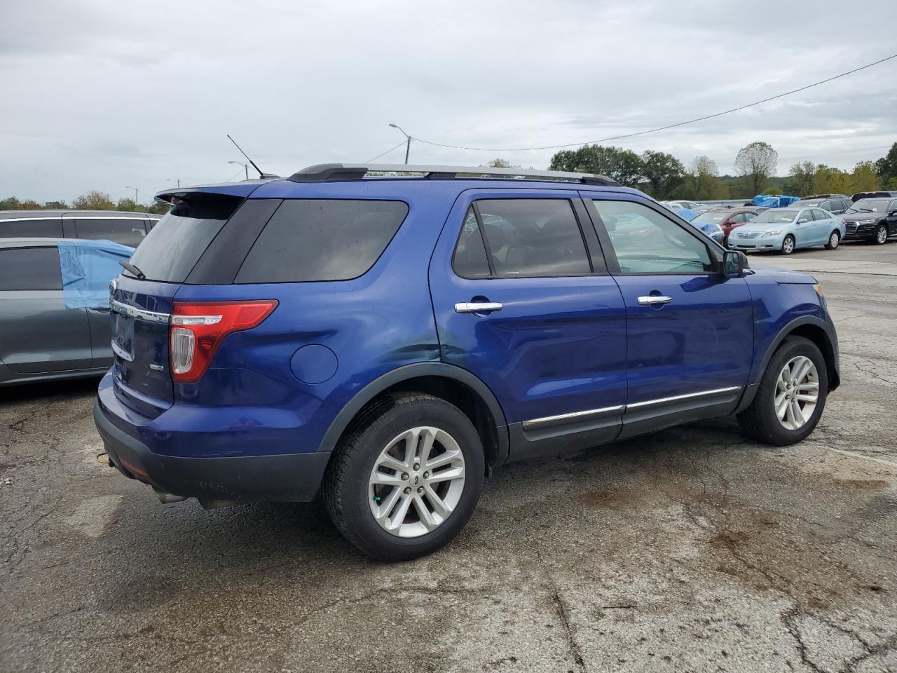 2014 FORD EXPLORER XLT photo 3