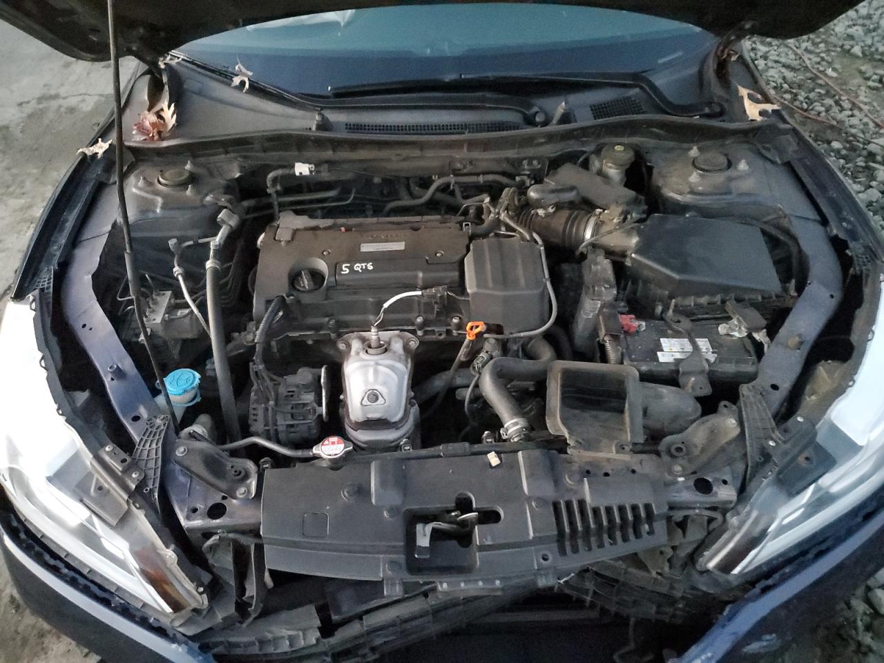 2017 HONDA ACCORD LX photo 21