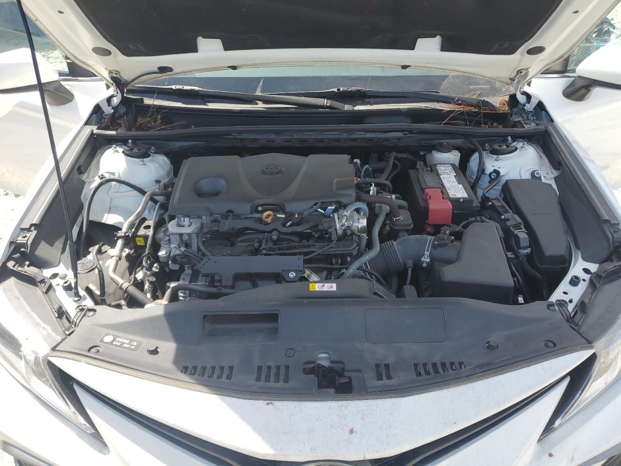 2022 TOYOTA CAMRY LE photo 11