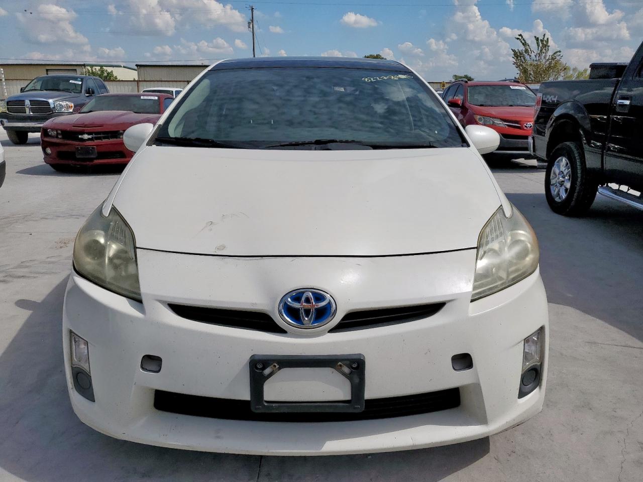 2010 TOYOTA PRIUS photo 9
