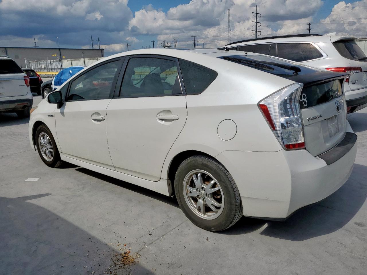 2010 TOYOTA PRIUS photo 3