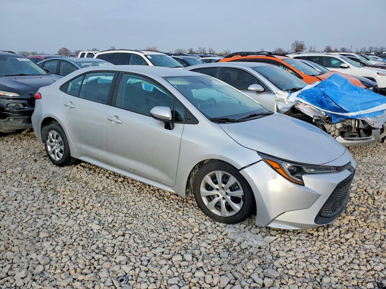 2020 TOYOTA COROLLA LE photo 4