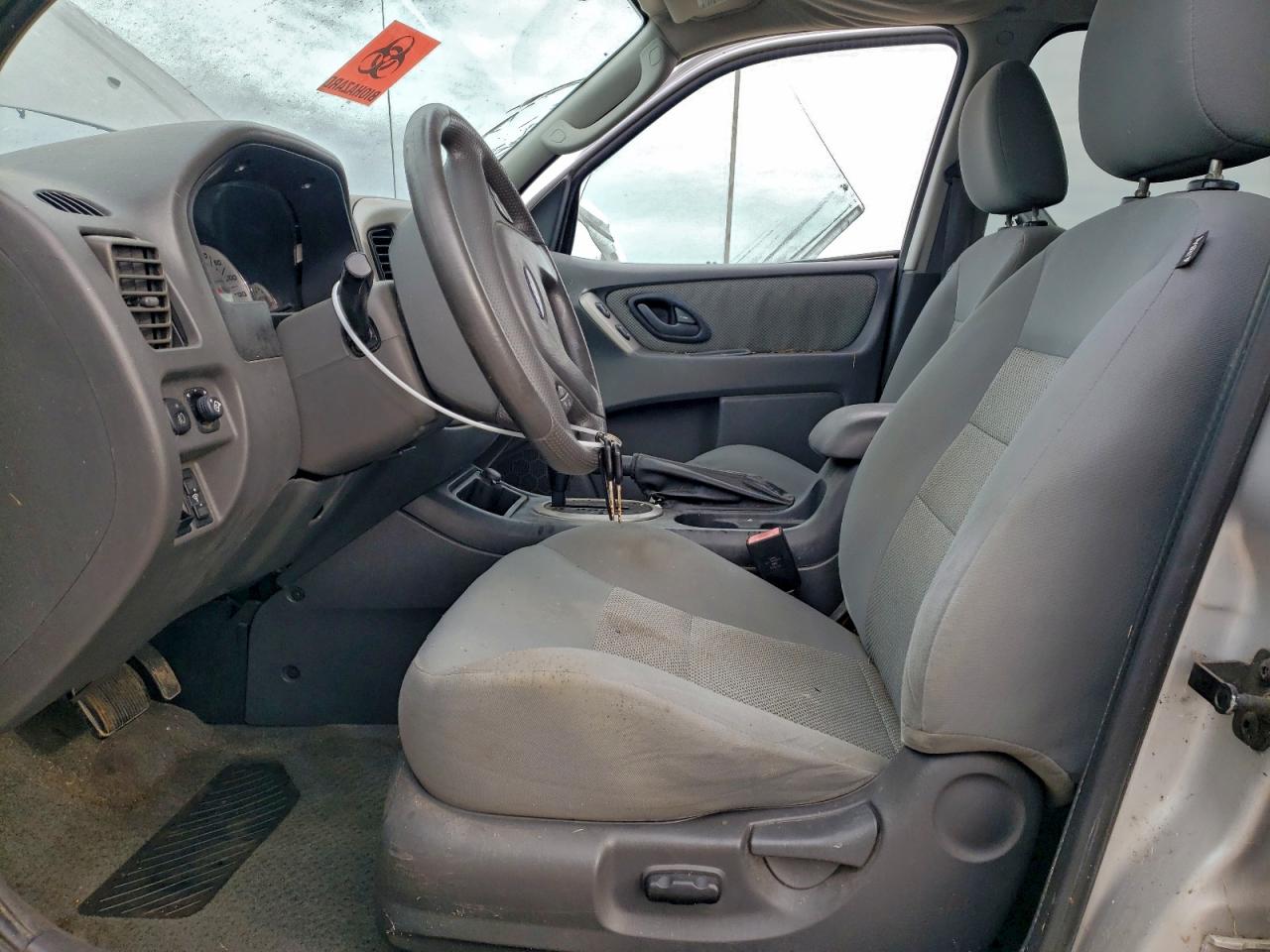 2006 FORD ESCAPE photo 7