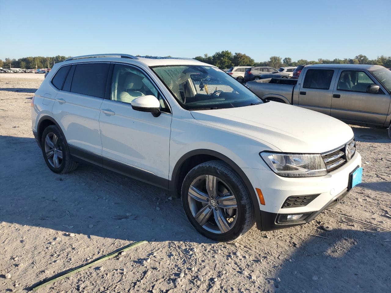 2021 VOLKSWAGEN TIGUAN SE photo 10