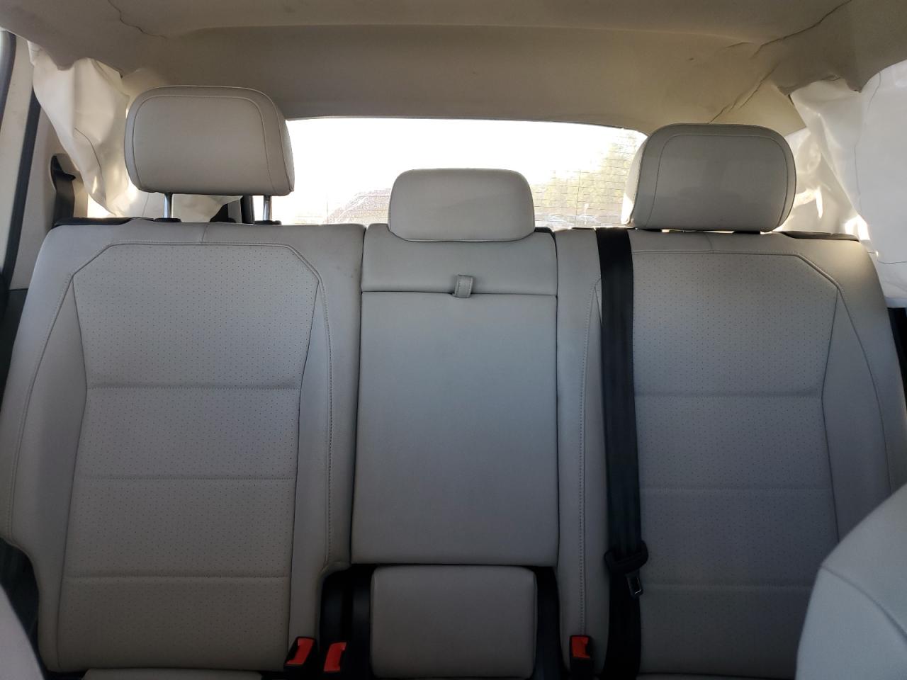 2021 VOLKSWAGEN TIGUAN SE photo 28
