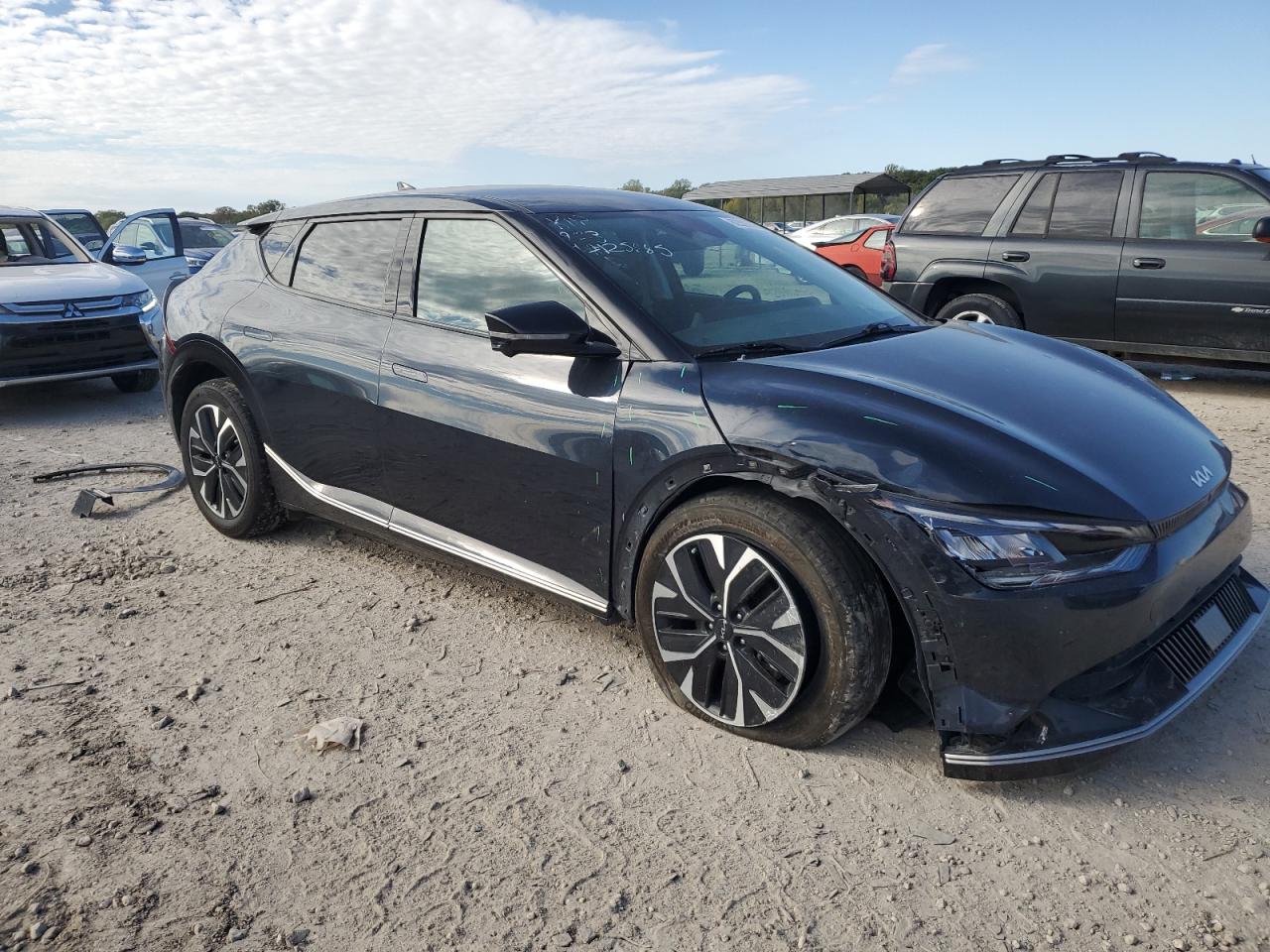 2023 KIA EV6 WIND photo 4