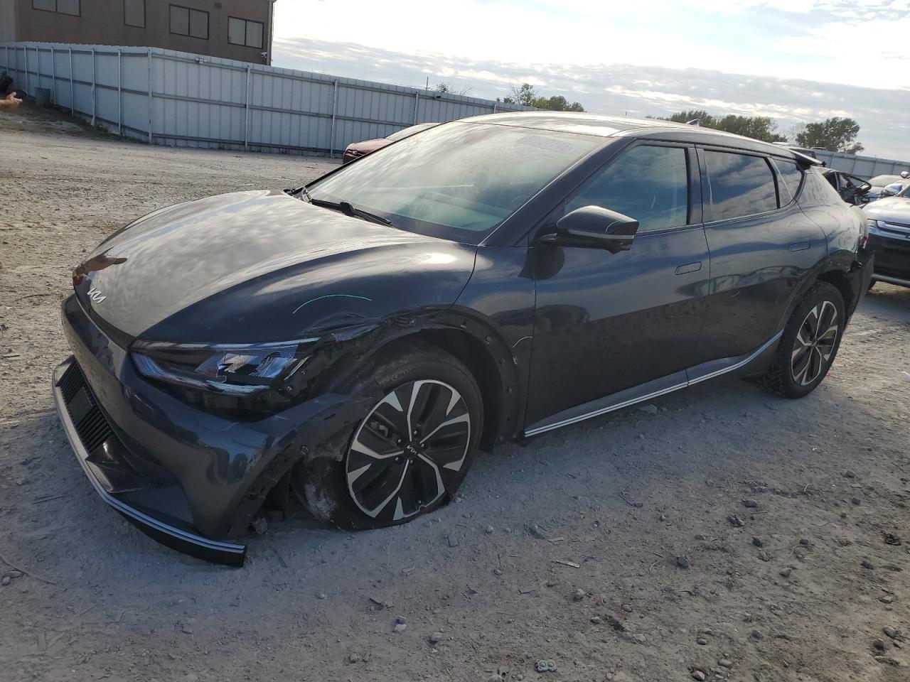 2023 KIA EV6
