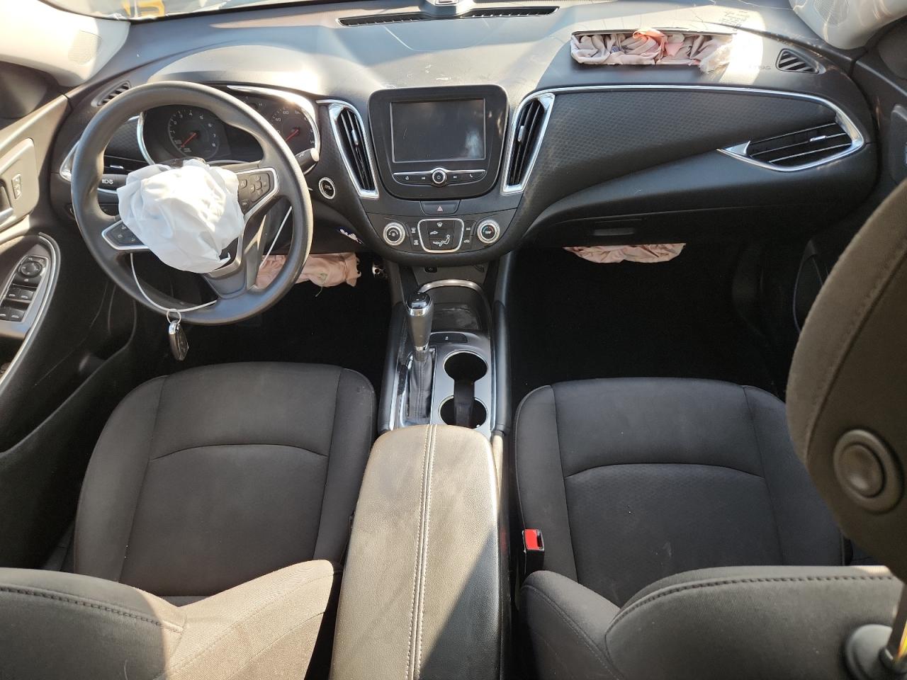 2018 CHEVROLET MALIBU LT photo 15