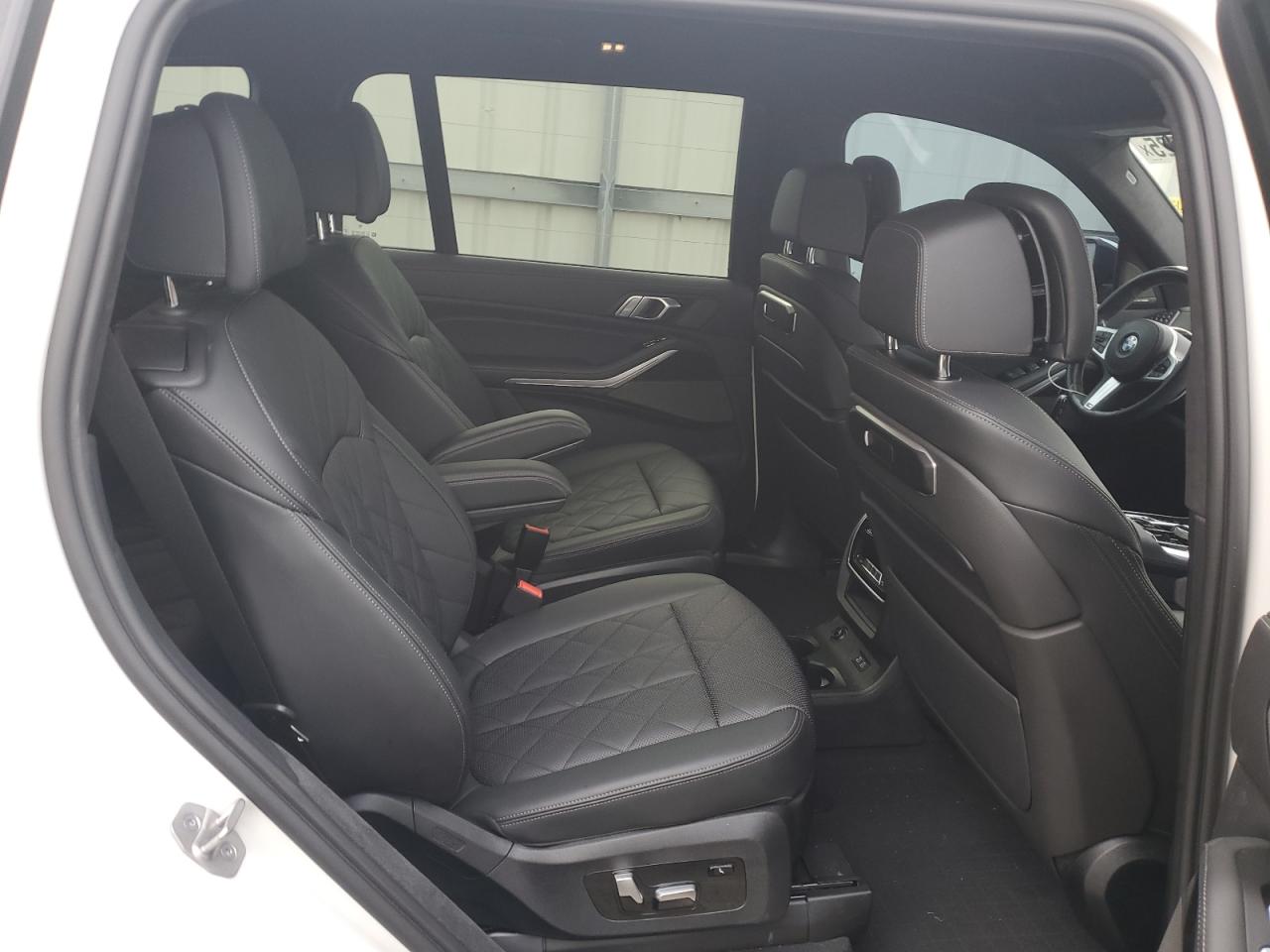 2023 BMW X7 XDRIVE40I photo 11