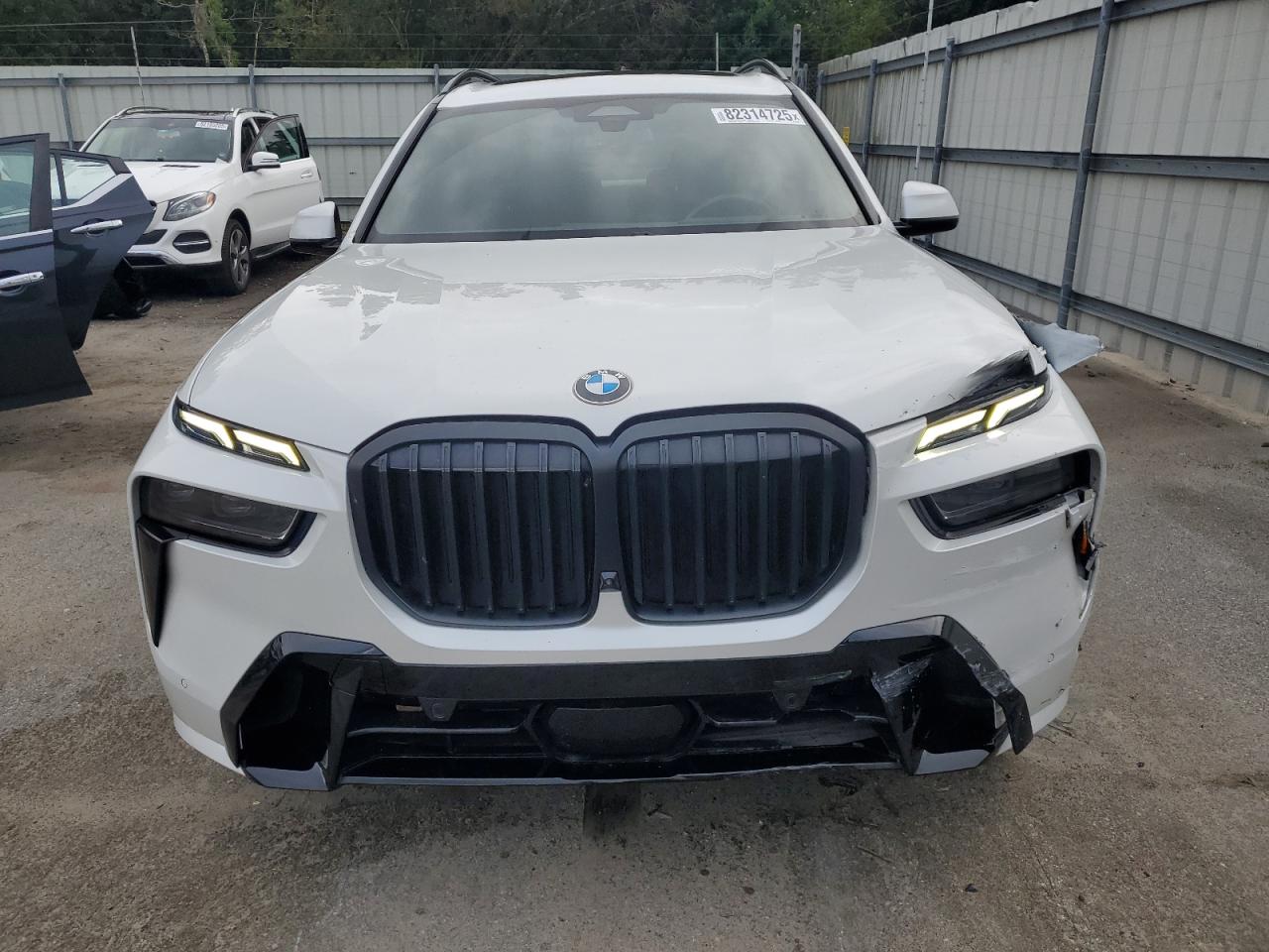 2023 BMW X7 XDRIVE40I photo 5