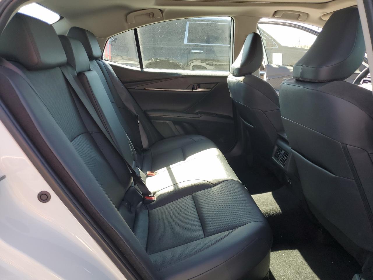 2025 TOYOTA CAMRY XSE photo 19