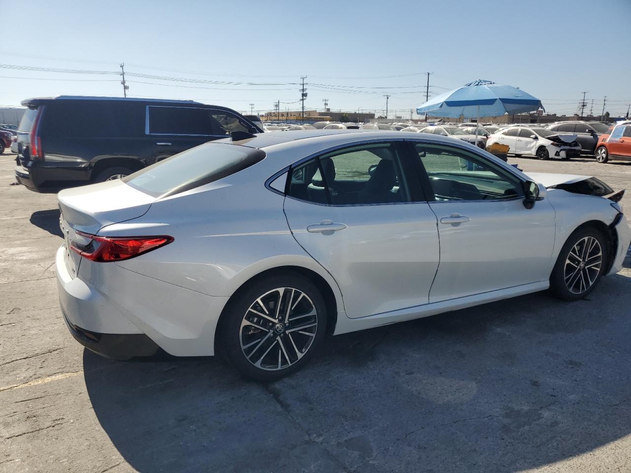 2025 TOYOTA CAMRY XSE photo 5