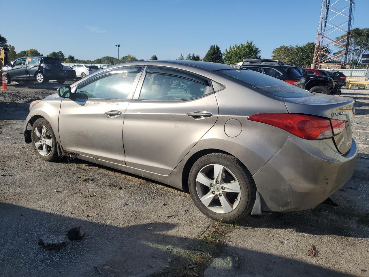 2013 HYUNDAI ELANTRA GLS photo 3