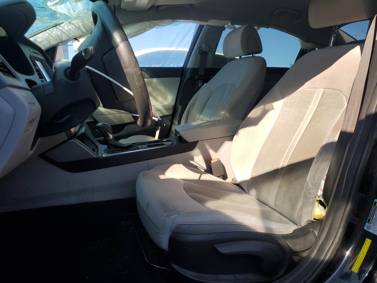 2017 HYUNDAI SONATA SE photo 19