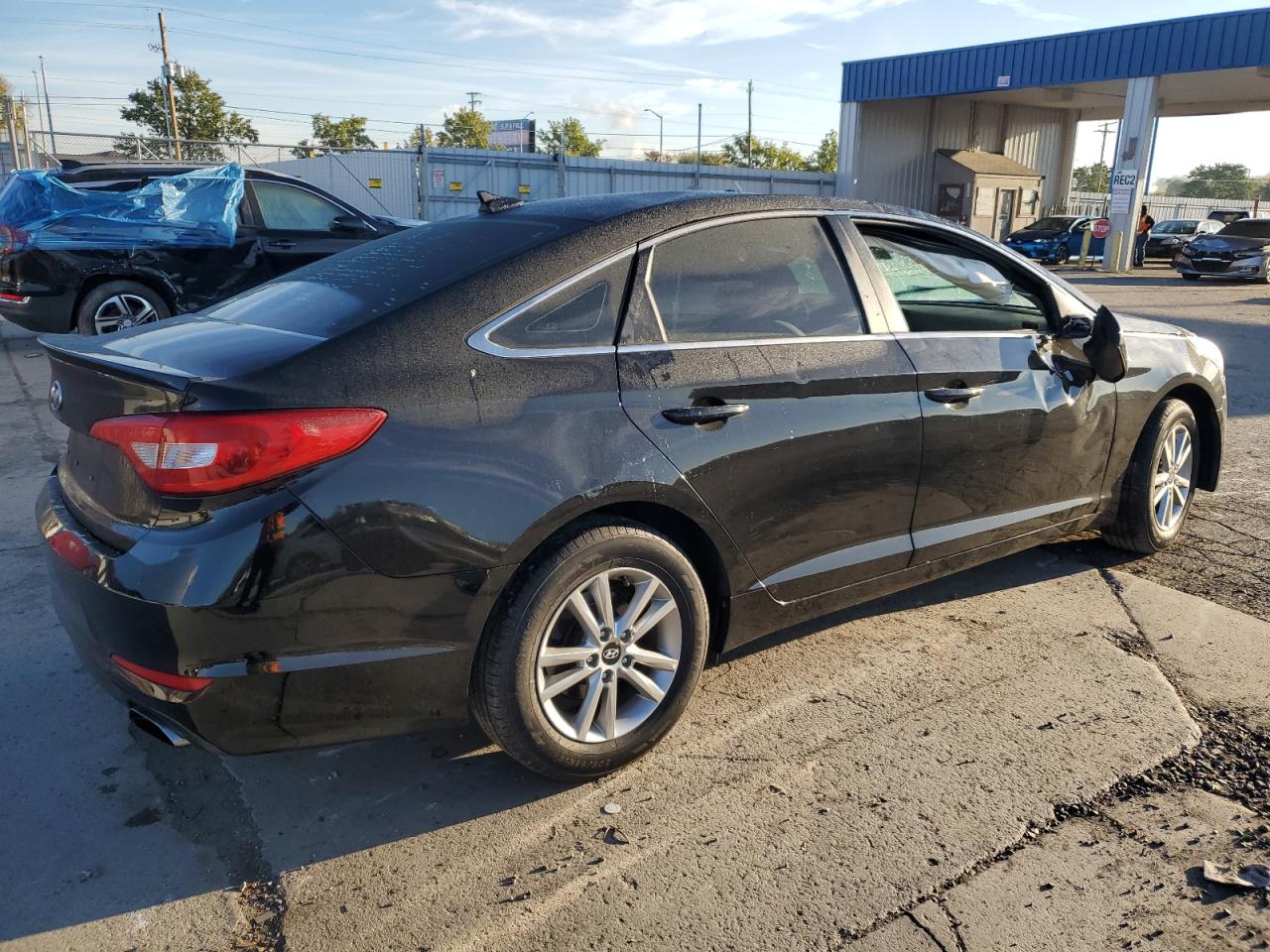 2017 HYUNDAI SONATA SE photo 7