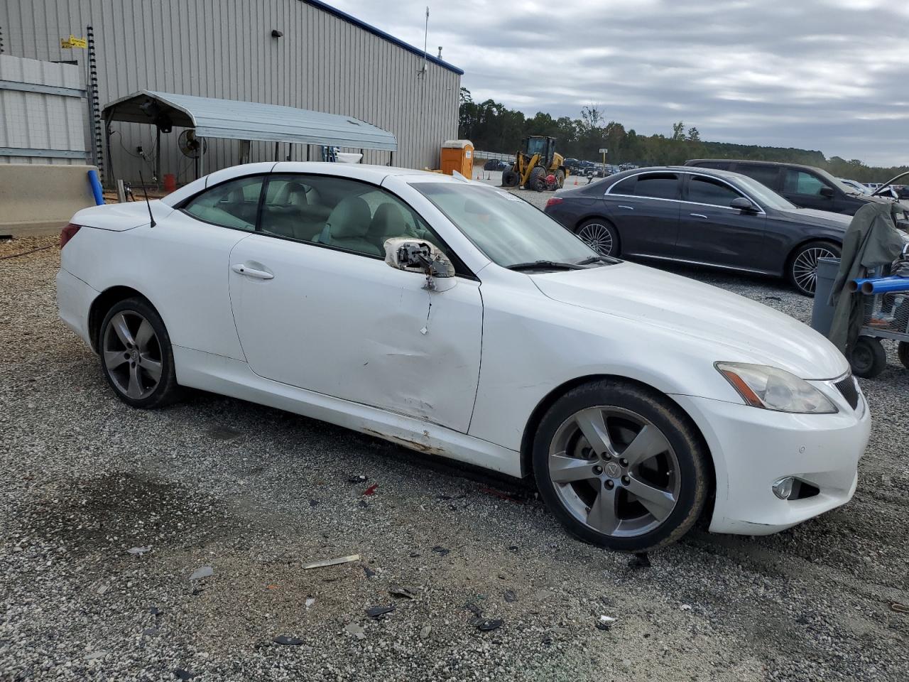 2010 LEXUS IS photo 4