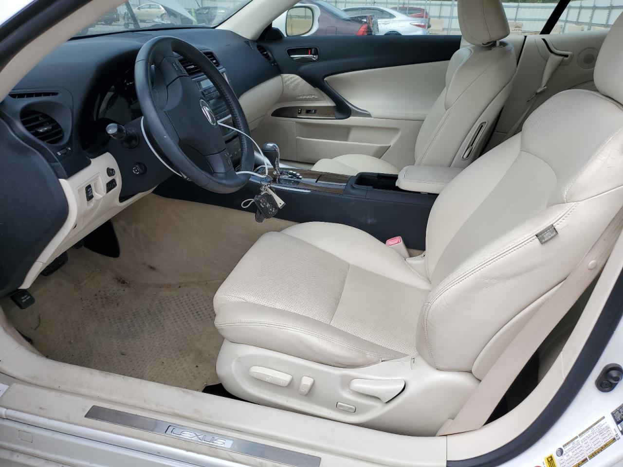 2010 LEXUS IS photo 7