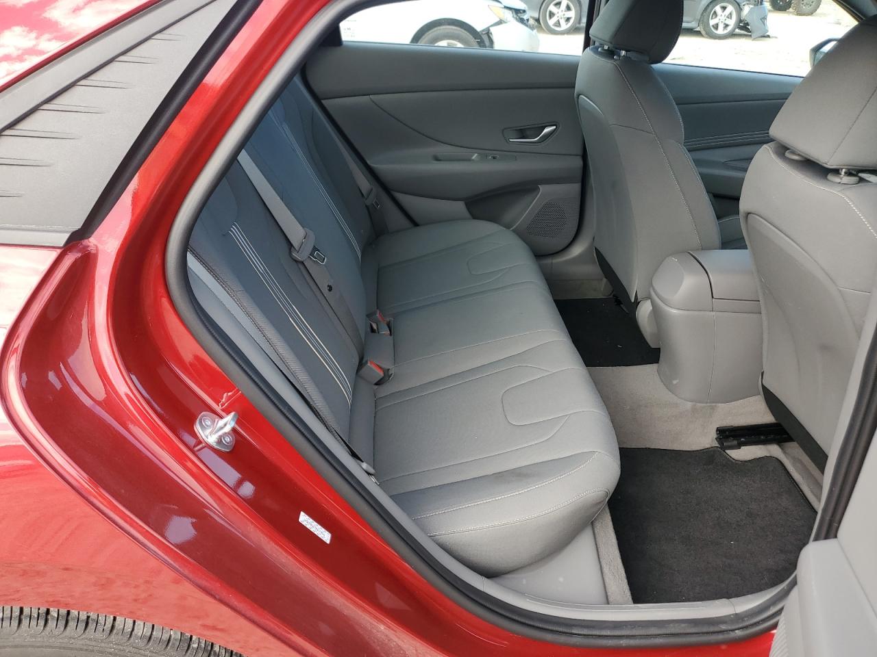 2023 HYUNDAI ELANTRA SEL photo 19