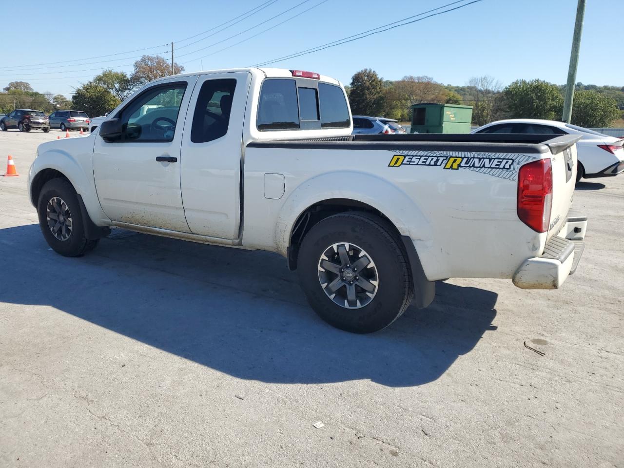 2019 NISSAN FRONTIER SV photo 2