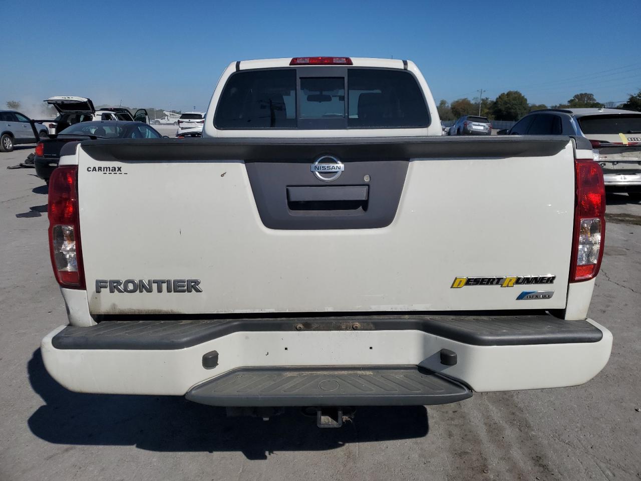 2019 NISSAN FRONTIER SV photo 6