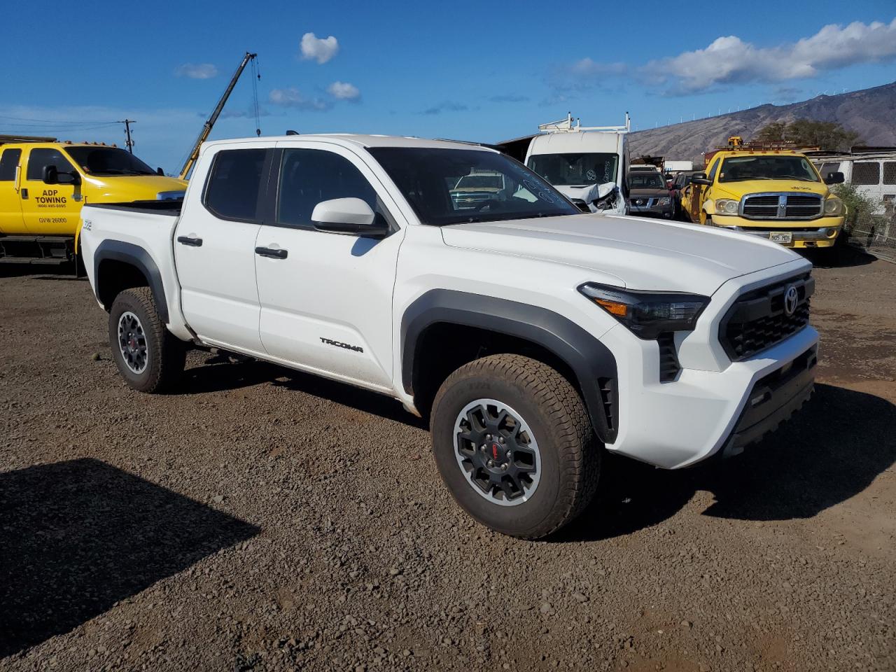 2024 TOYOTA TACOMA DOUBLE CAB photo 10