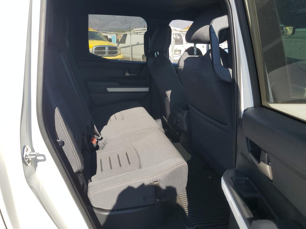 2024 TOYOTA TACOMA DOUBLE CAB photo 28