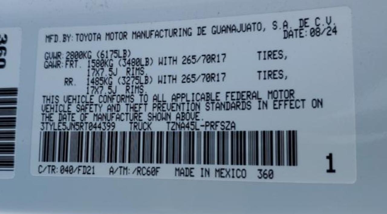 2024 TOYOTA TACOMA DOUBLE CAB photo 37
