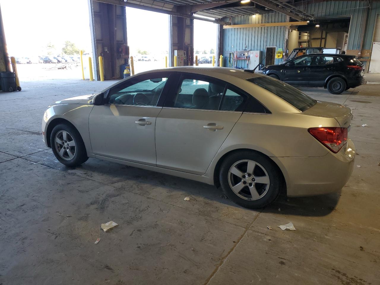2014 CHEVROLET CRUZE LT photo 2