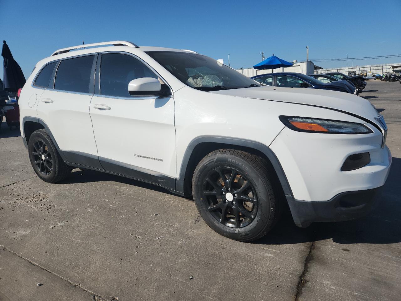 2016 JEEP CHEROKEE LATITUDE photo 7