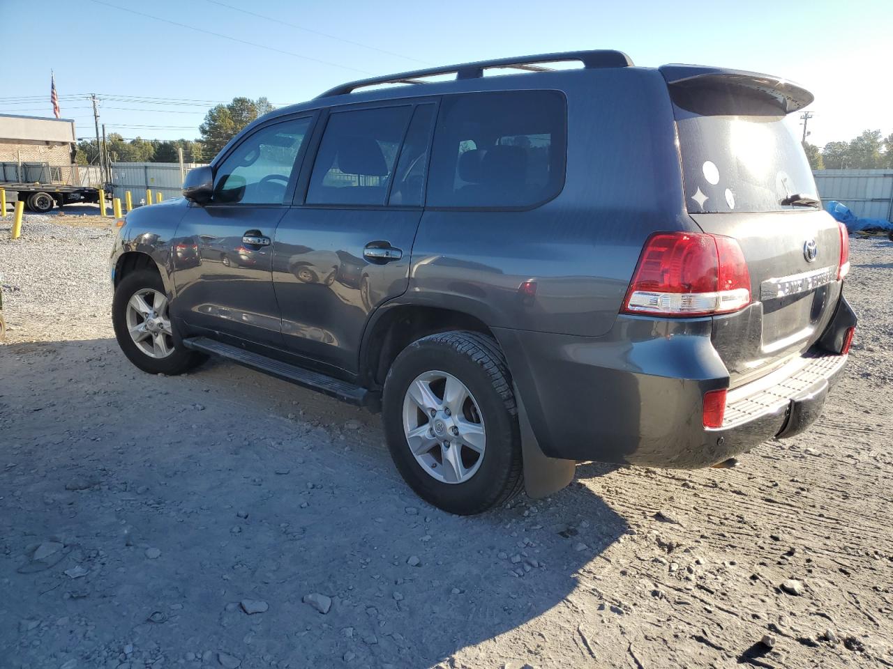 2011 TOYOTA LAND CRUISER photo 3