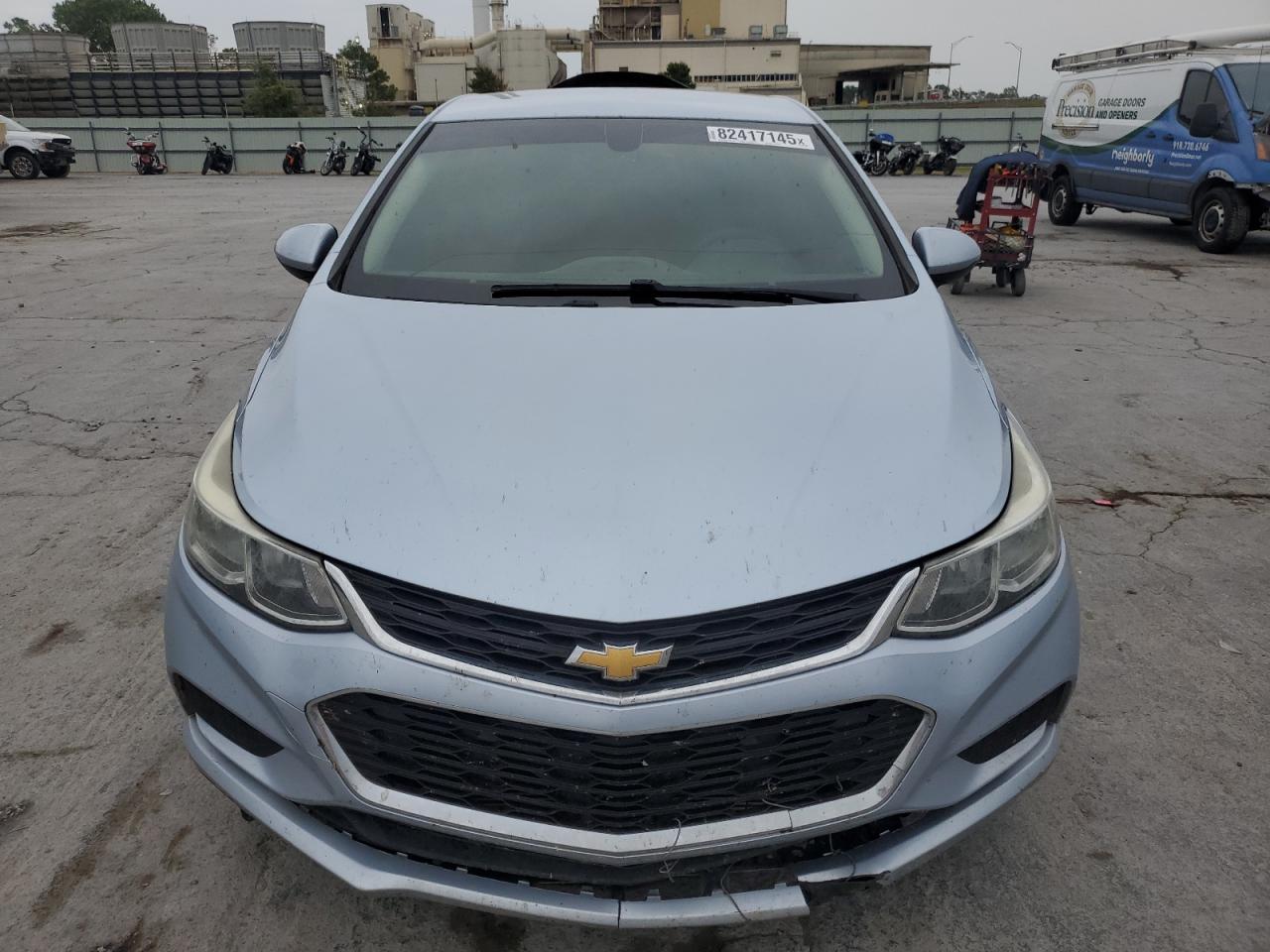 2017 CHEVROLET CRUZE LS photo 9