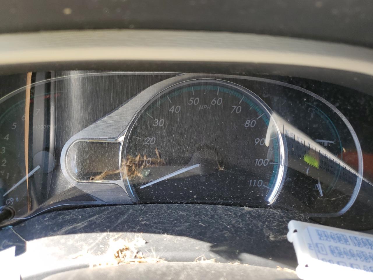 2013 TOYOTA SIENNA XLE photo 25