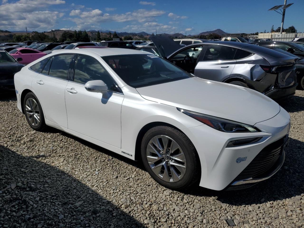 2021 TOYOTA MIRAI XLE photo 7