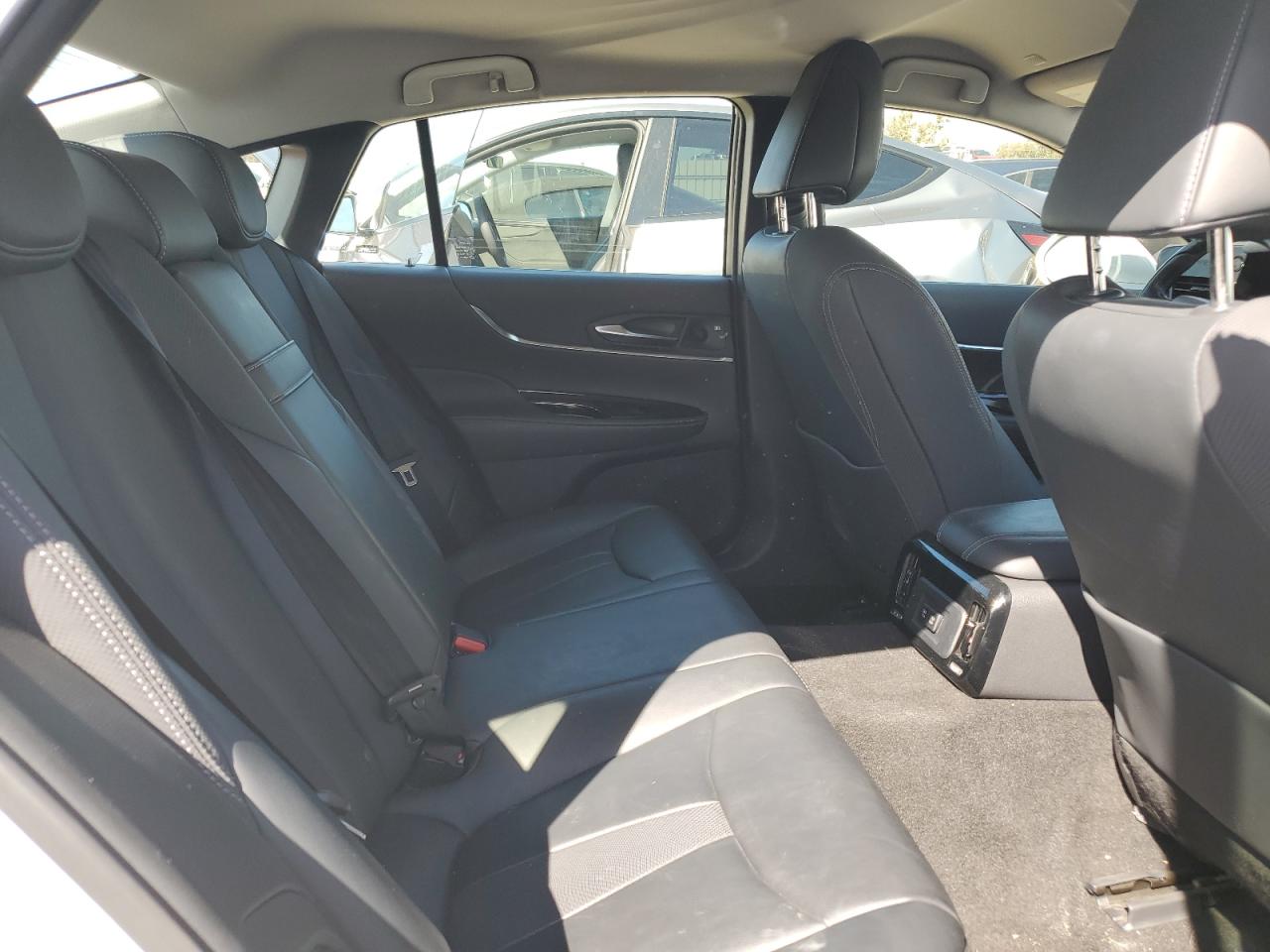 2021 TOYOTA MIRAI XLE photo 19