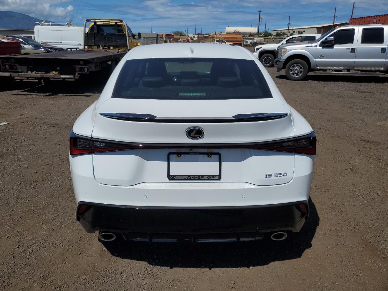2025 LEXUS IS 350 F SPORT DESIGN photo 6