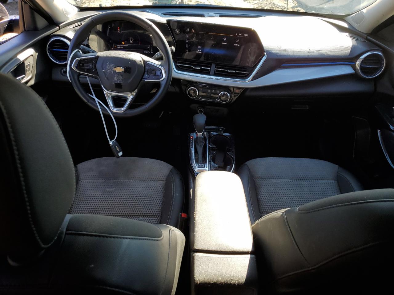 2025 CHEVROLET TRAX 1LT photo 15