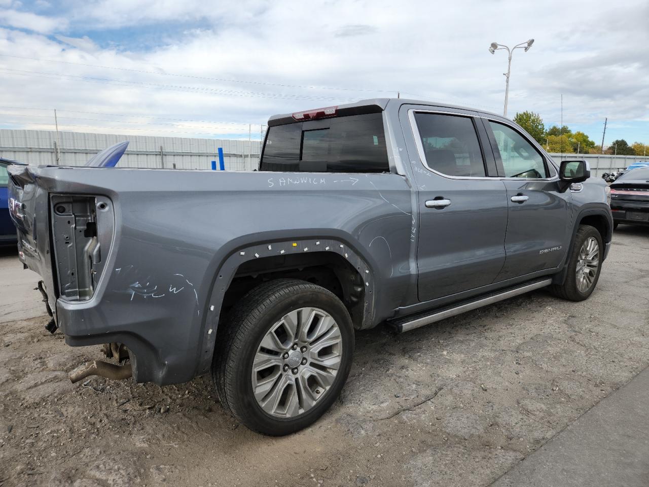 2022 GMC SIERRA LIMITED K1500 DENALI photo 3