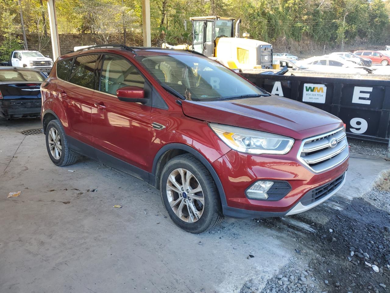 2017 FORD ESCAPE SE photo 4