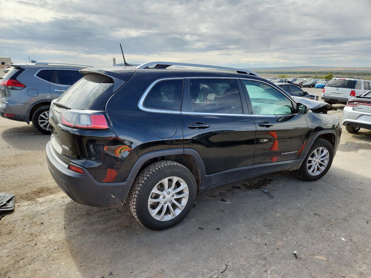 2019 JEEP CHEROKEE LATITUDE photo 7