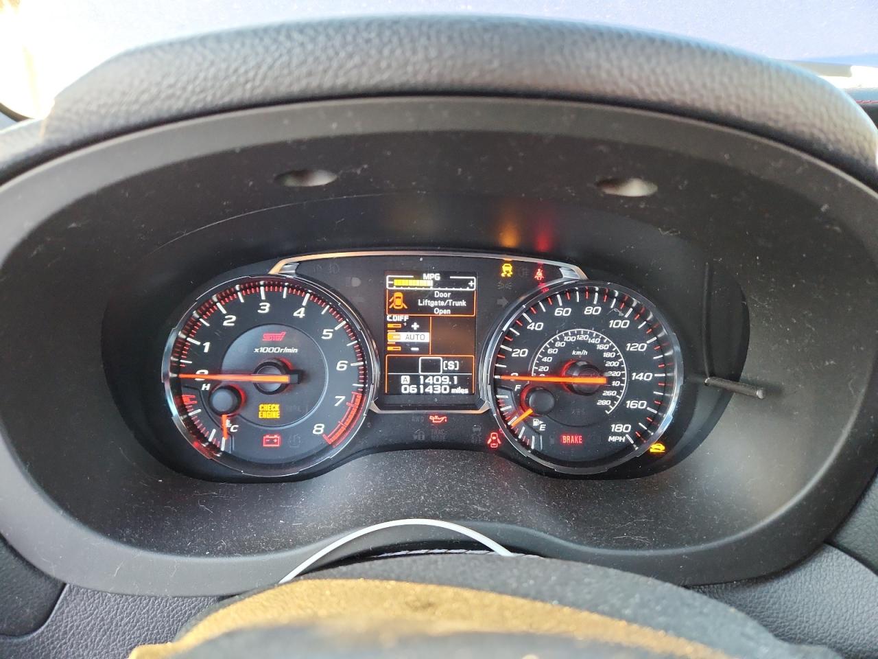 2019 SUBARU WRX STI photo 17