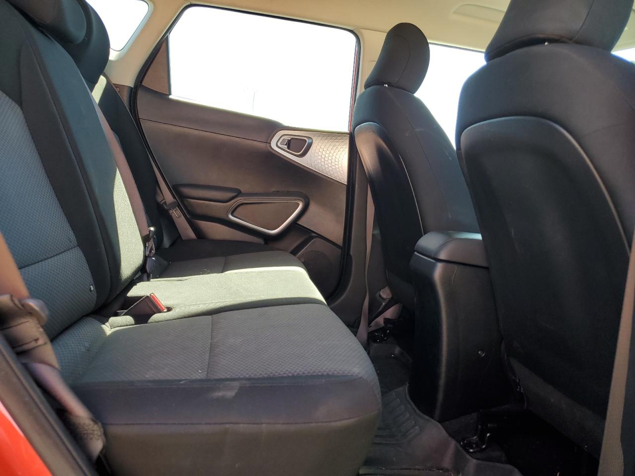 2021 KIA SOUL LX photo 28