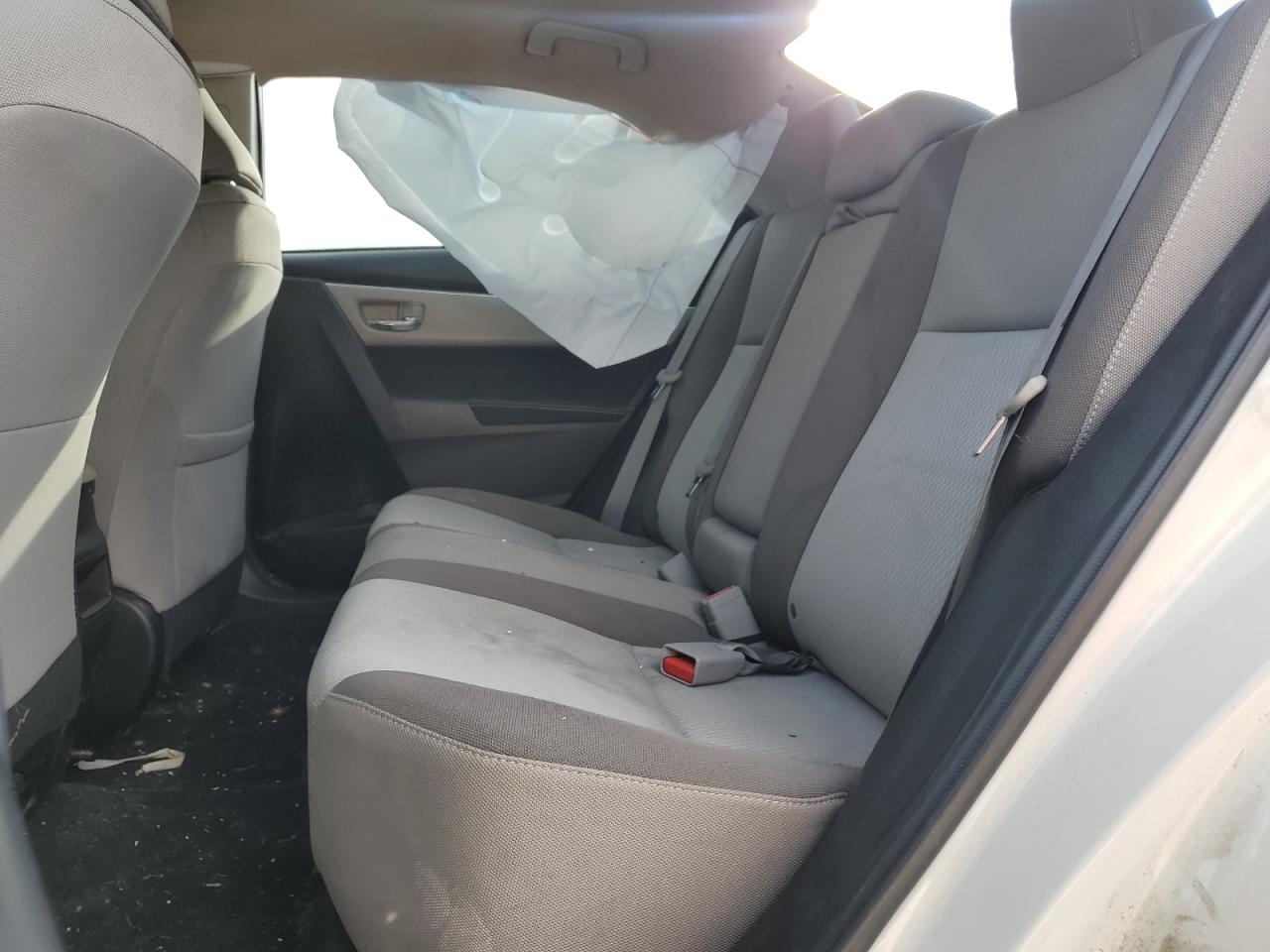 2018 TOYOTA COROLLA L photo 28
