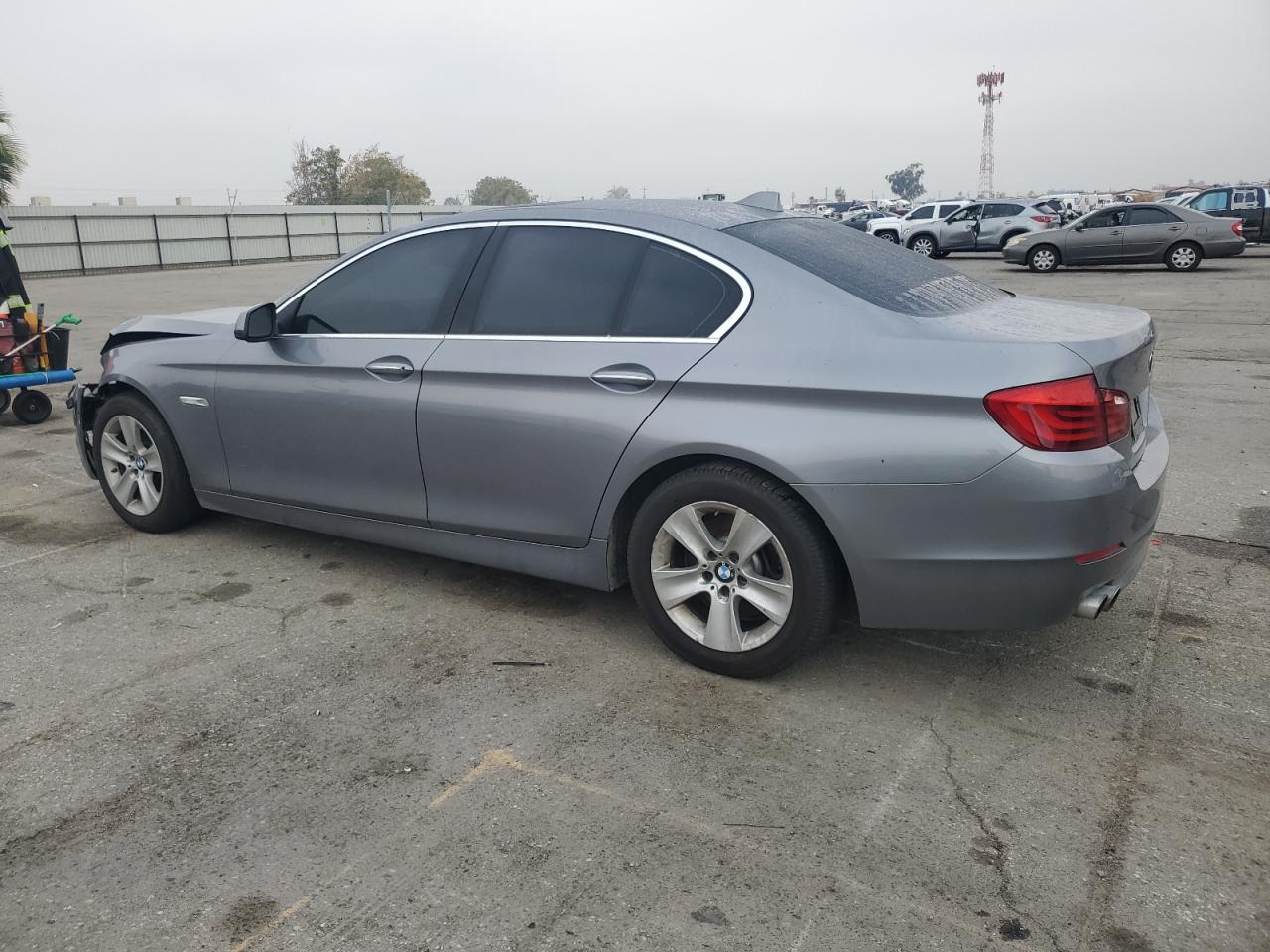 2013 BMW 528 I photo 2