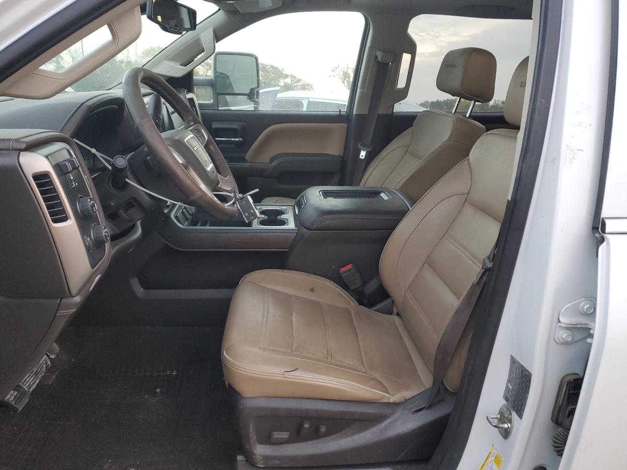 2019 GMC SIERRA K3500 DENALI photo 7