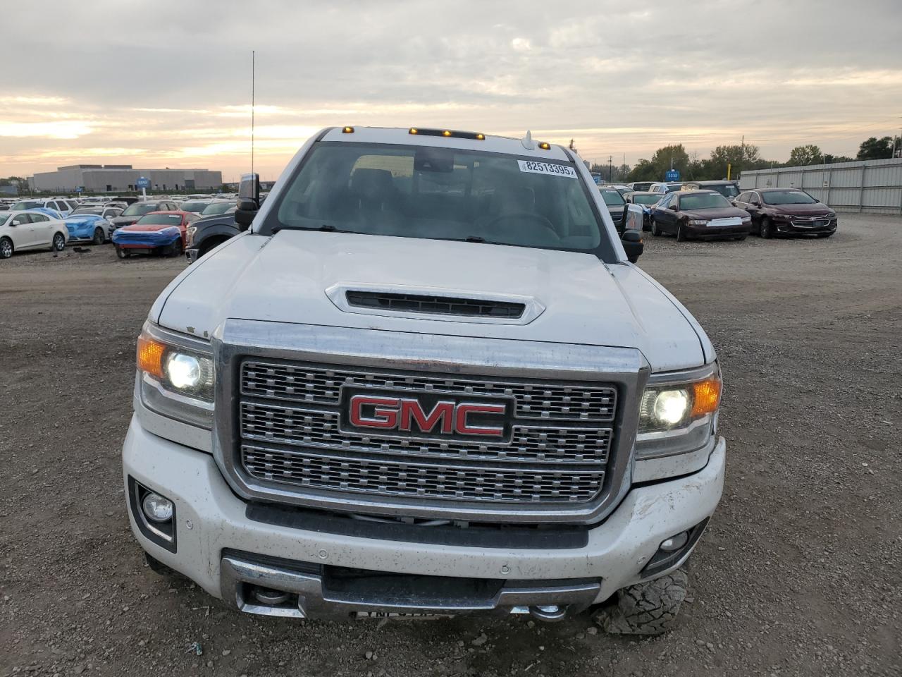 2019 GMC SIERRA K3500 DENALI photo 5