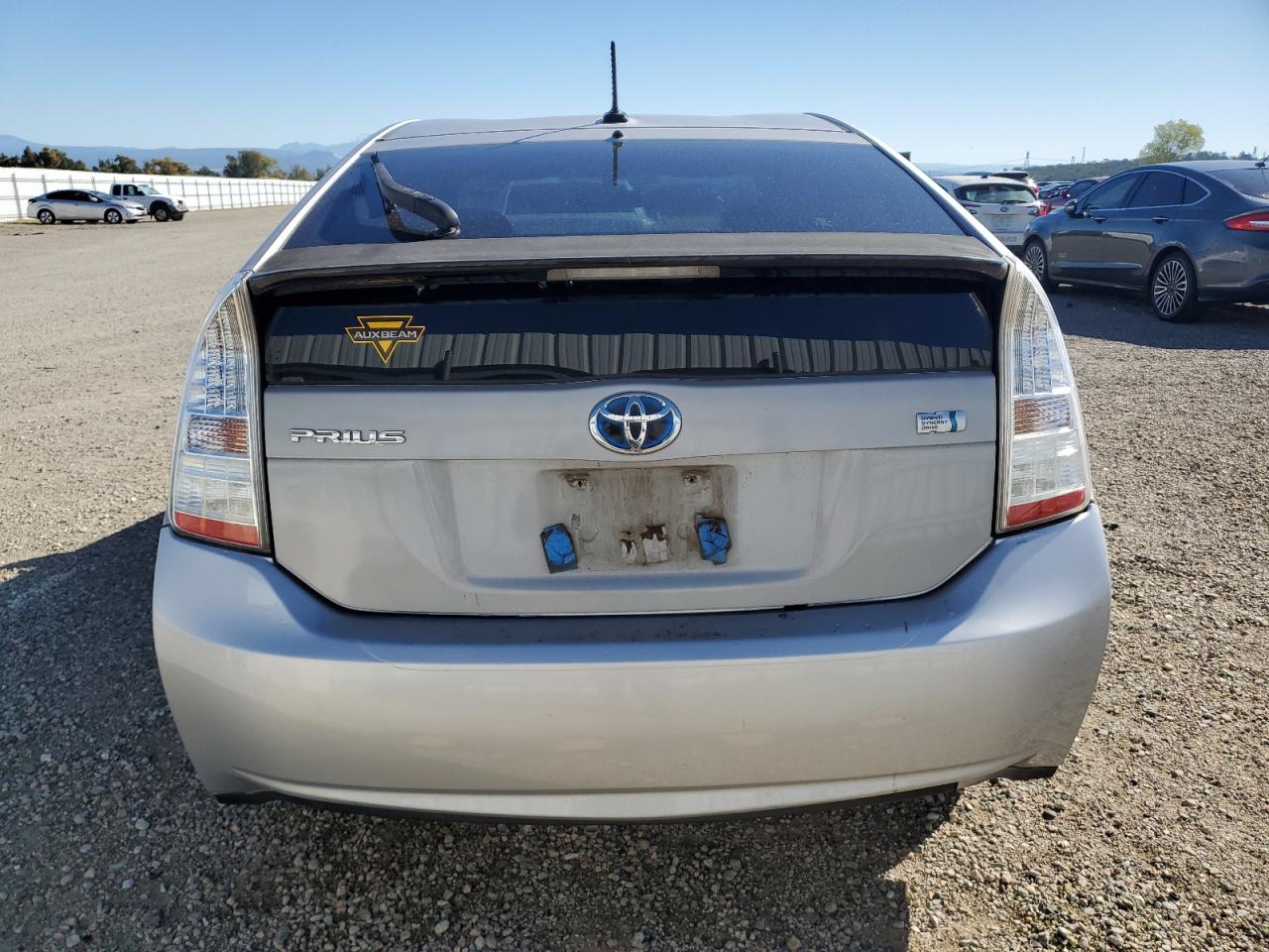 2010 TOYOTA PRIUS photo 6