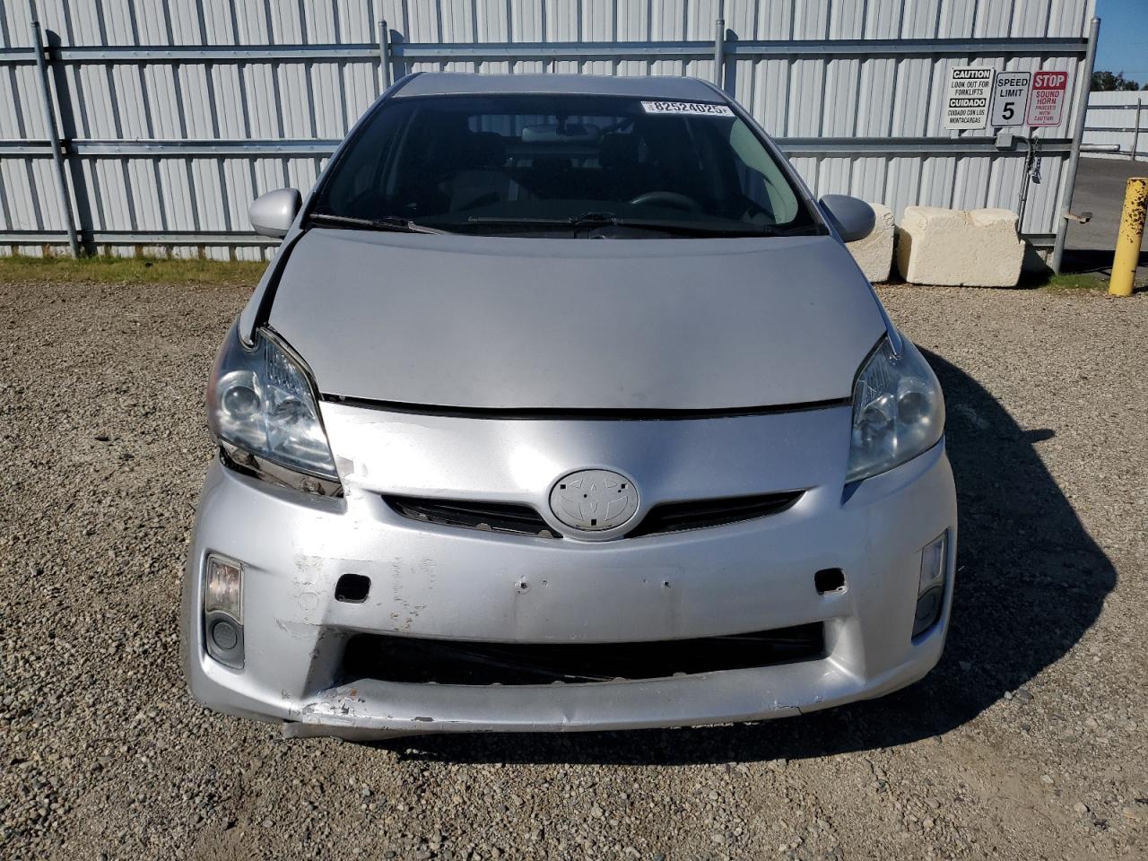 2010 TOYOTA PRIUS photo 5