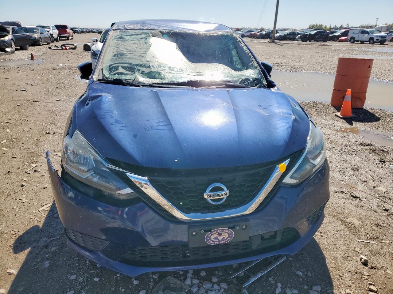 2019 NISSAN SENTRA S photo 5